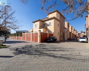 Exterior view of Single-family semi-detached for sale in  Granada Capital  with Air Conditioner, Heating and Terrace