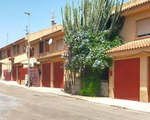 Vista exterior de Casa o xalet en venda en  Murcia Capital amb Terrassa, Balcó i Alarma