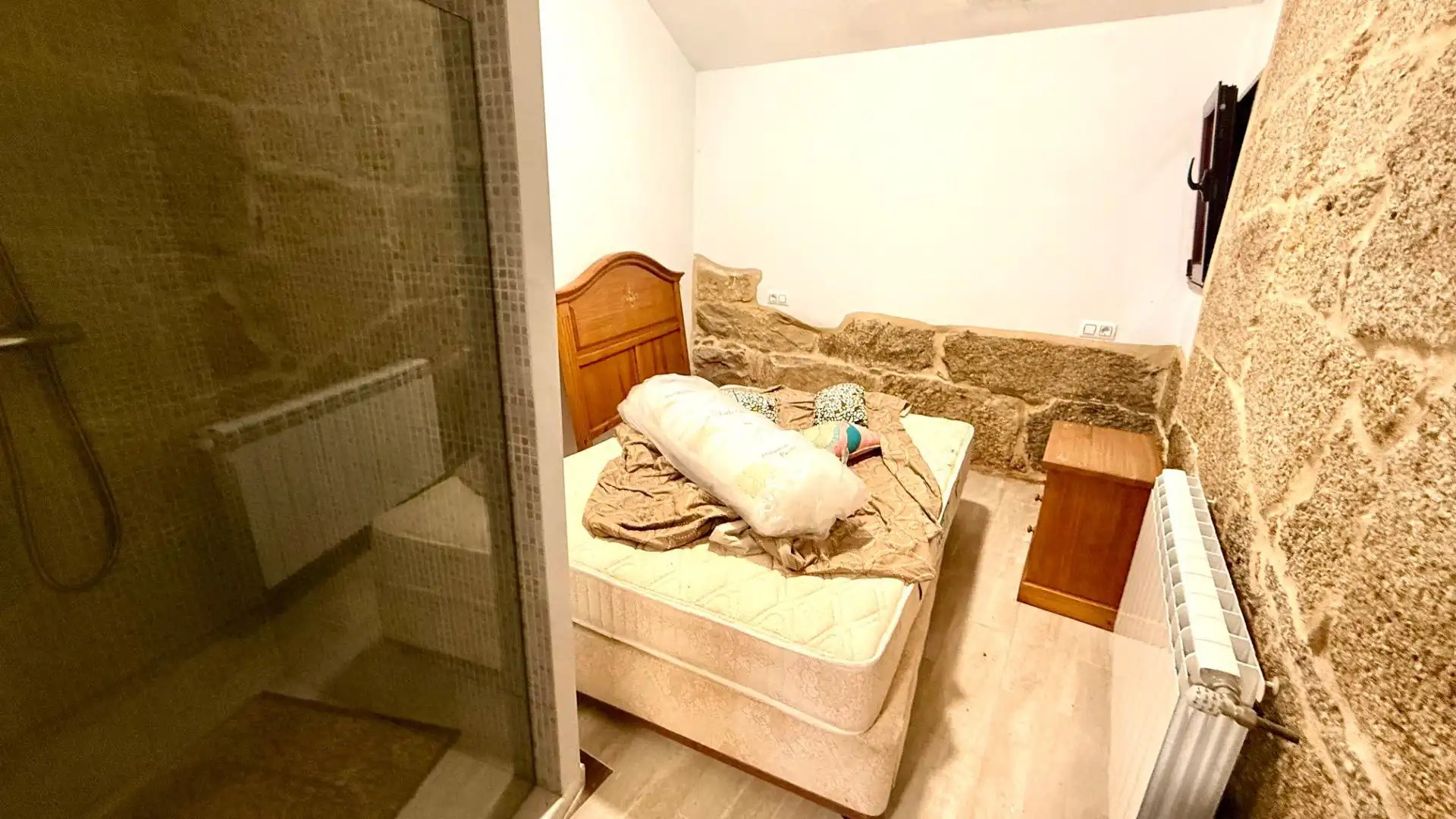 Dormitori de Finca rústica en venda en A Merca   amb Jardí privat, Terrassa i Traster