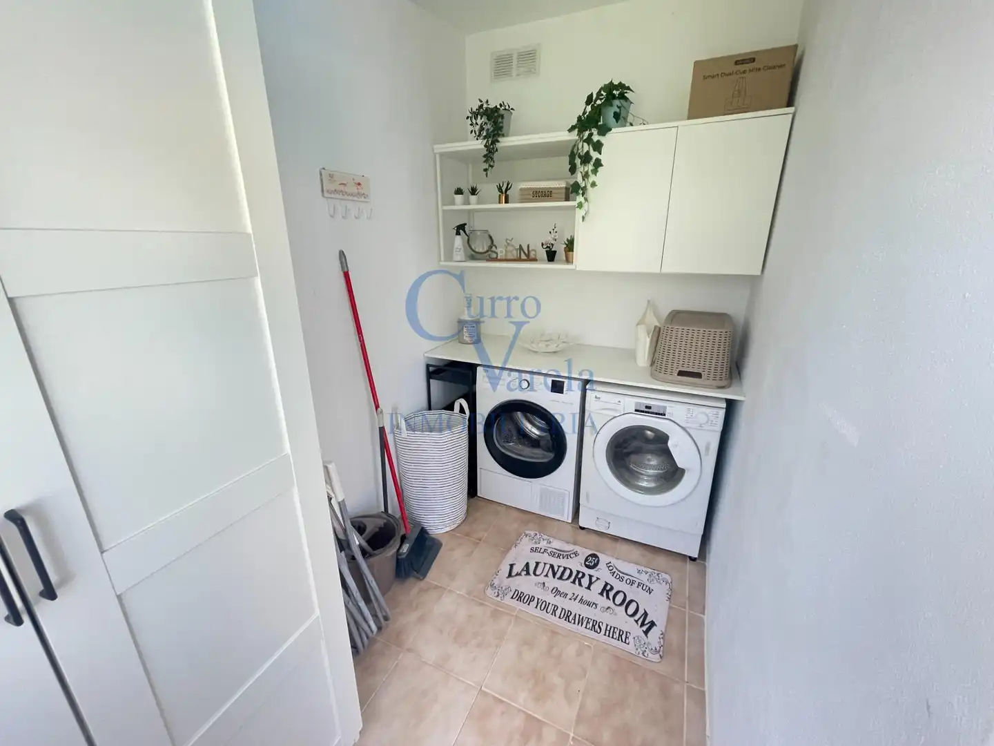 Country homes for sale in Dos Hermanas  with Air Conditioner, Heating and Private garden