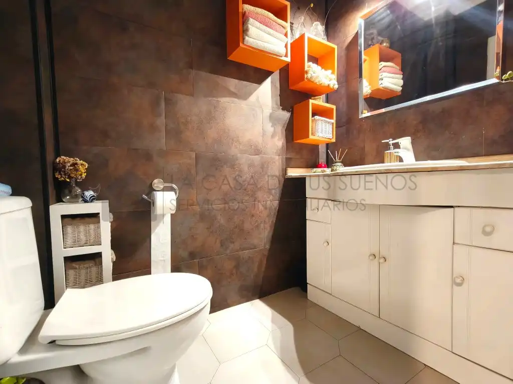 Baño de Piso en venta en Elda