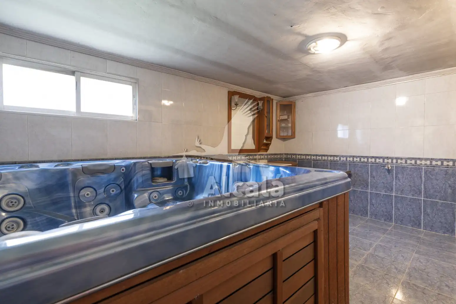 Baño de Casa adosada en venta en Azuqueca de Henares con Aire acondicionado, Calefacción y Piscina