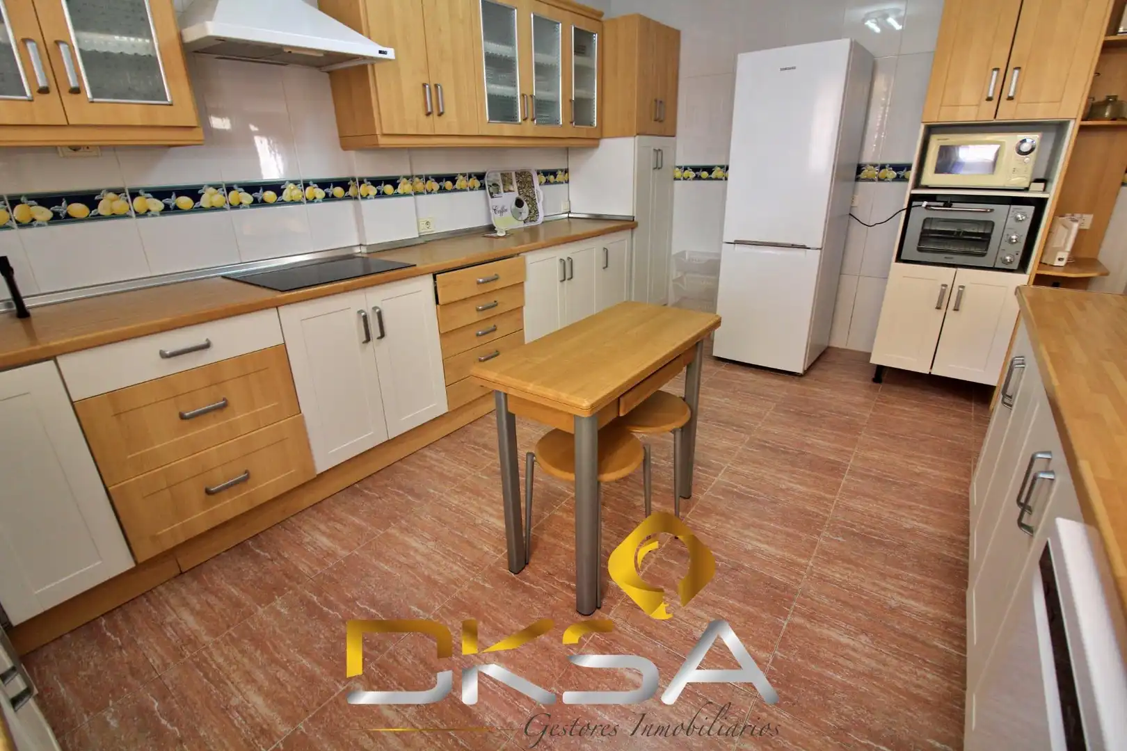 Kitchen of Houses for sale in Castellón de la Plana / Castelló de la Plana  with Air Conditioner, Heating and Private garden