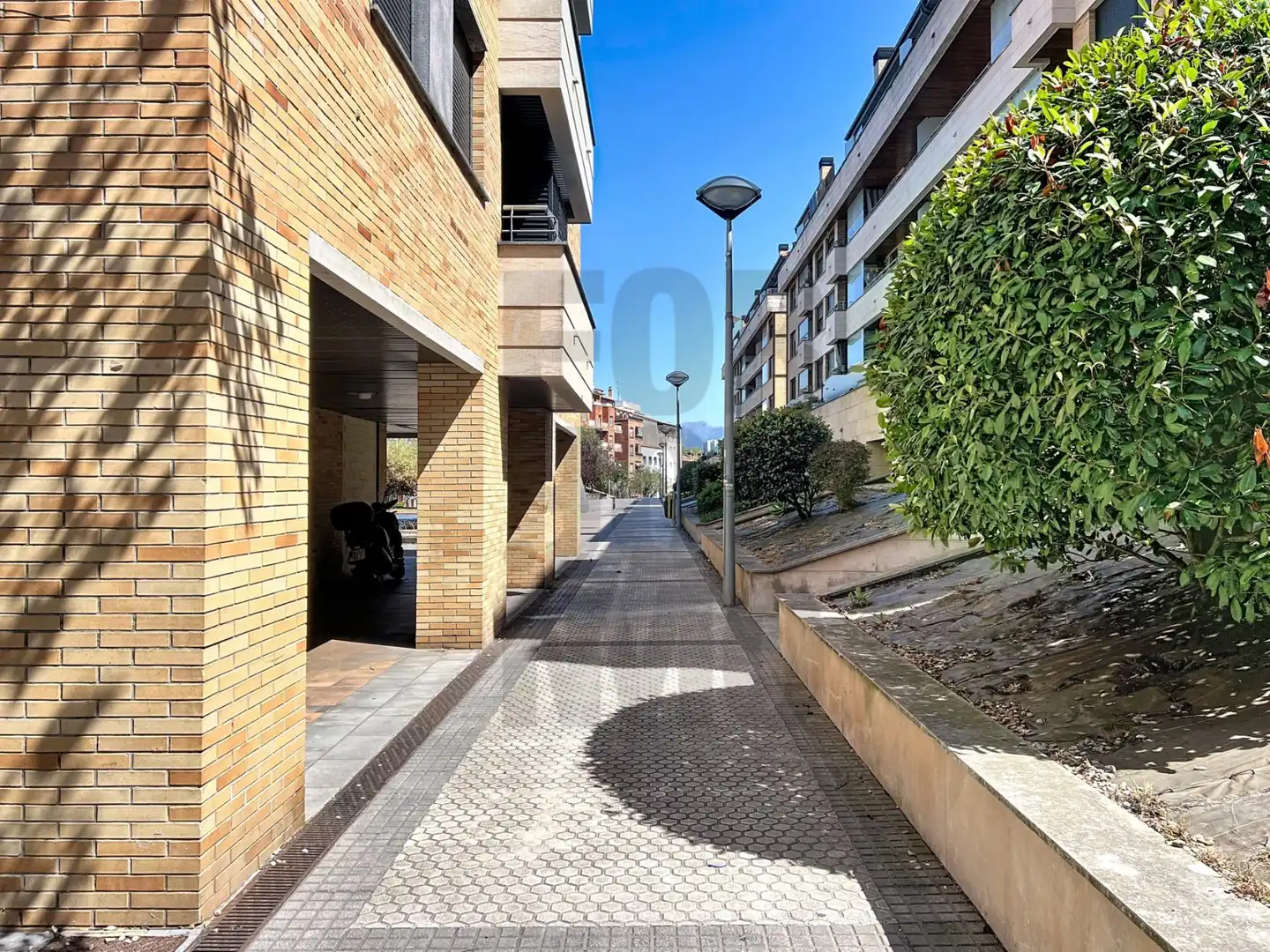 Vista exterior de Àtic en venda en Donostia - San Sebastián  amb Terrassa, Balcó i Alarma