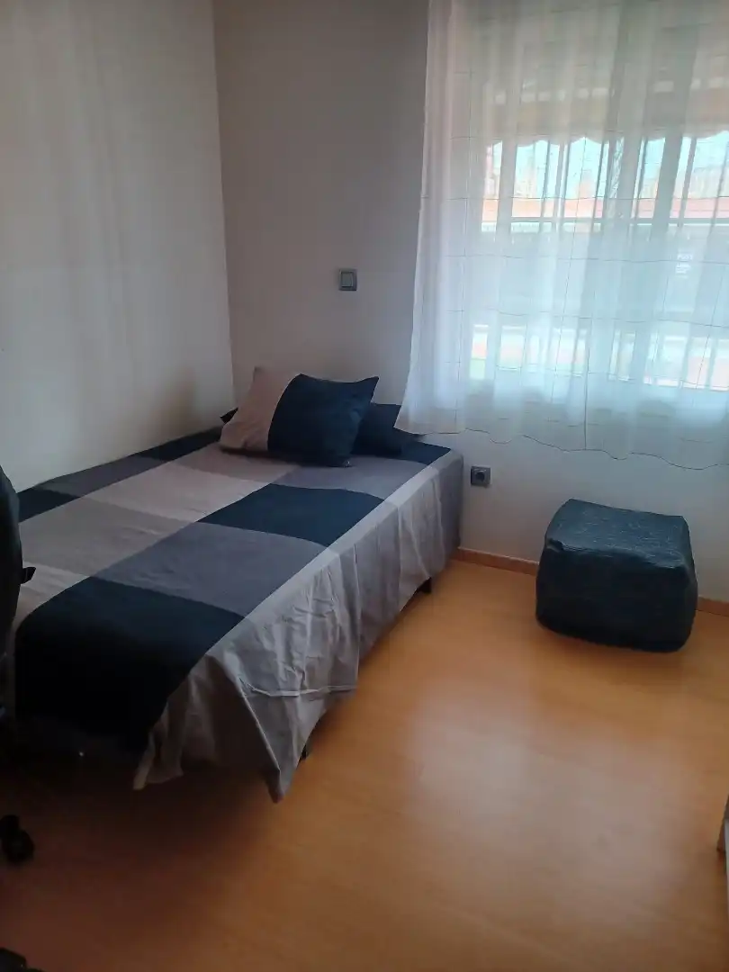 Dormitori de Àtic en venda en L'Hospitalet de Llobregat amb Aire condicionat, Calefacció i Terrassa
