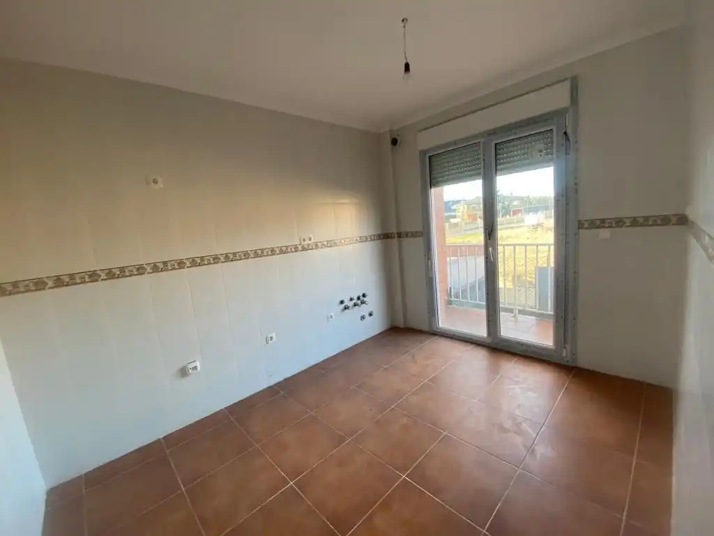 Casa adosada en venda a Medina de Pomar