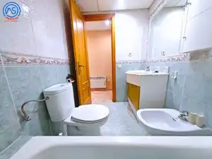 Bathroom of Flat for rent in Zaragoza  with Air Conditioner, Heating and Terrace