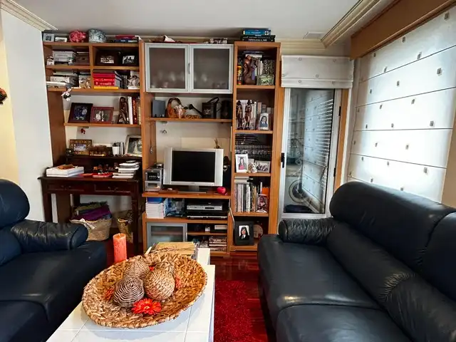 Living room of Flat for sale in Vilagarcía de Arousa  with Parquet flooring, Storage room and Furnished