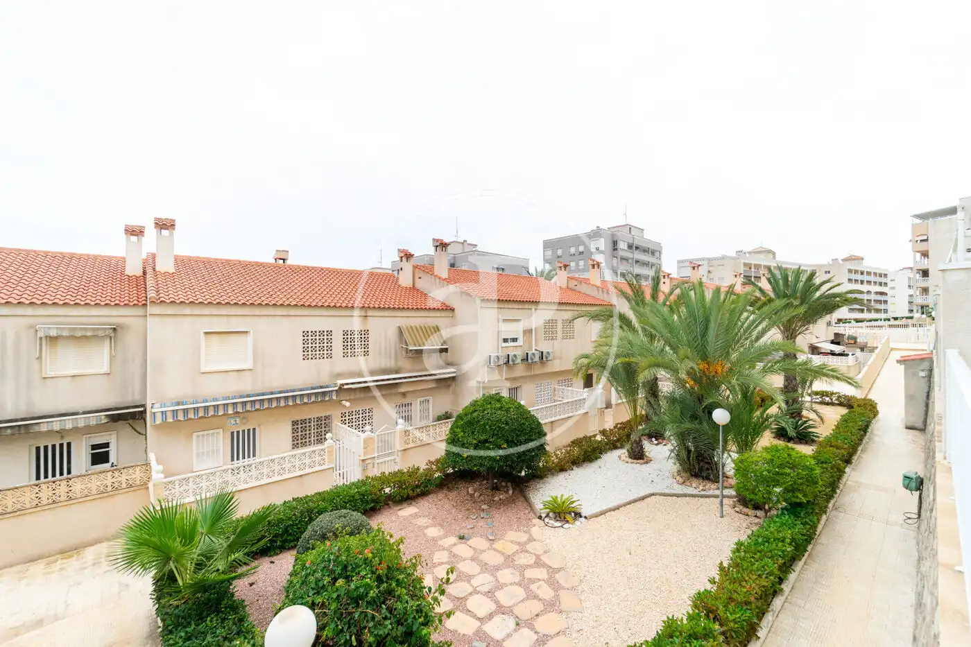 Terrassa de Pis en venda en Elche / Elx amb Aire condicionat, Calefacció i Jardí privat