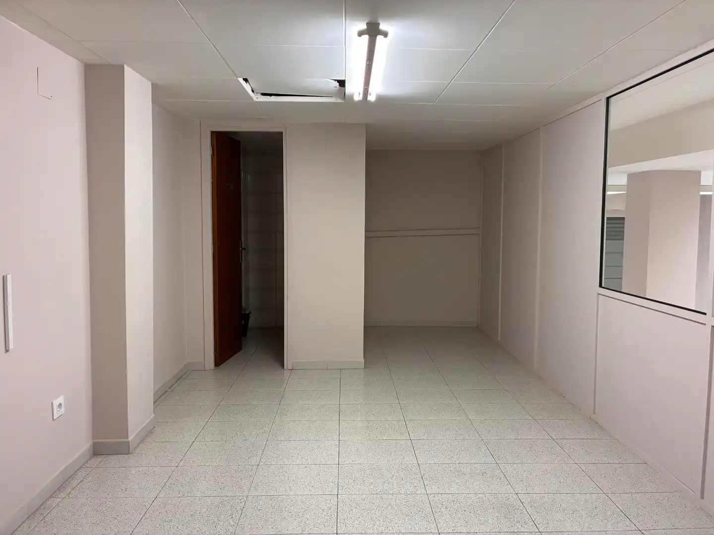 Local de alquiler en Girona con Aire acondicionado