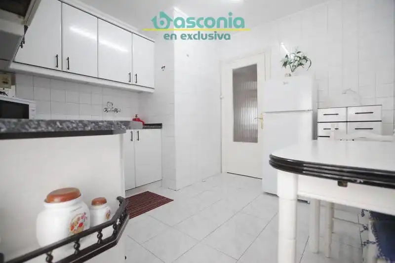Piso con ascensor en venta en Leon Kalea, imagen 9