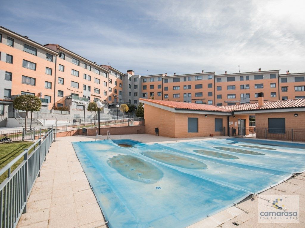 Swimming pool of Flat for sale in Ávila Capital  with Swimming Pool and Community pool