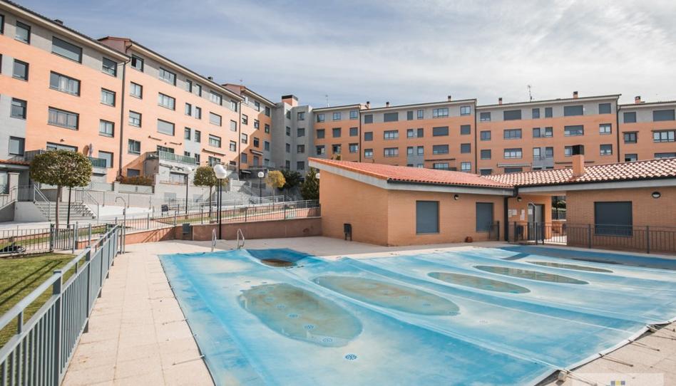 Foto 1 de Pis en venda a Calle Campo Azalvaro, 6, Hervencias Altas - El Pinar, Ávila