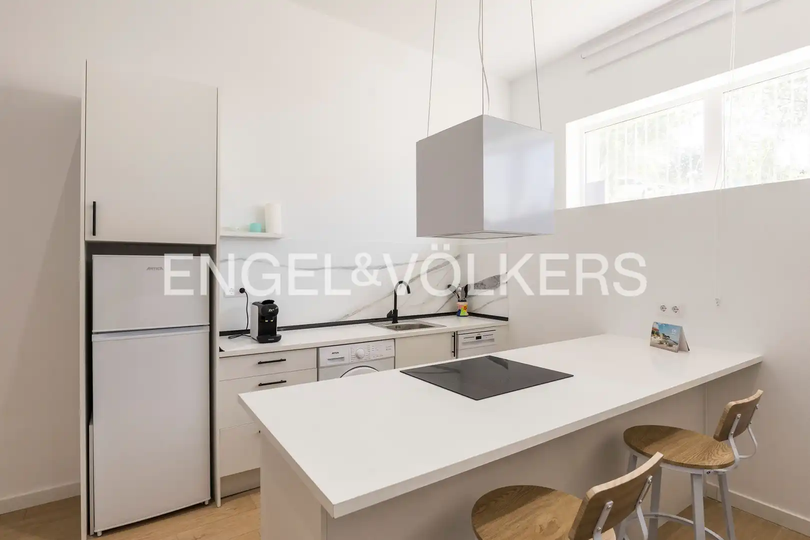 Cocina de Piso de alquiler en San Sebastián de los Reyes con Aire acondicionado y Calefacción