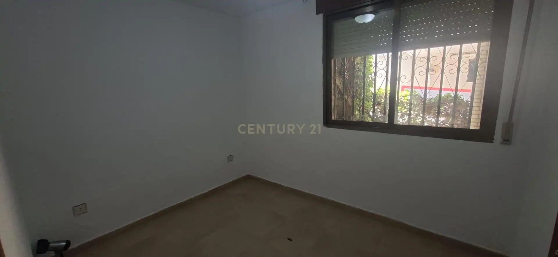 Schlafzimmer von Einfamilien-Reihenhaus zur Miete in Boadilla del Monte mit Abstellraum, Ofen und Waschmaschine