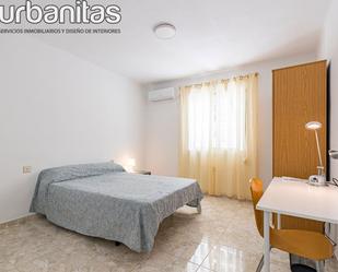 Flat to rent in  Miguel de Unamuno, Santa María de Gracia