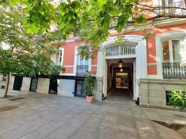 Business premises to rent in Calle de Serrano 15