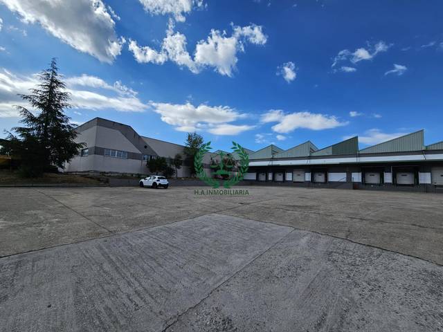 Nave industrial en Alquiler en Torrelaguna