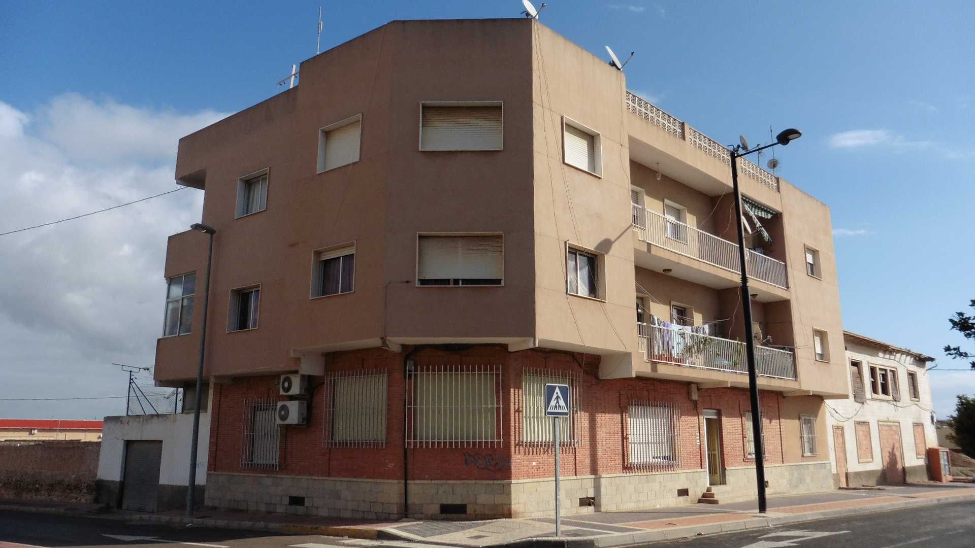 Vista exterior de Piso en venta en Torre-Pacheco