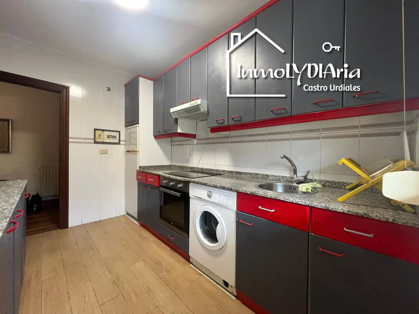 Kitchen of Flat for sale in Castro-Urdiales  with Heating, Parquet flooring and Terrace