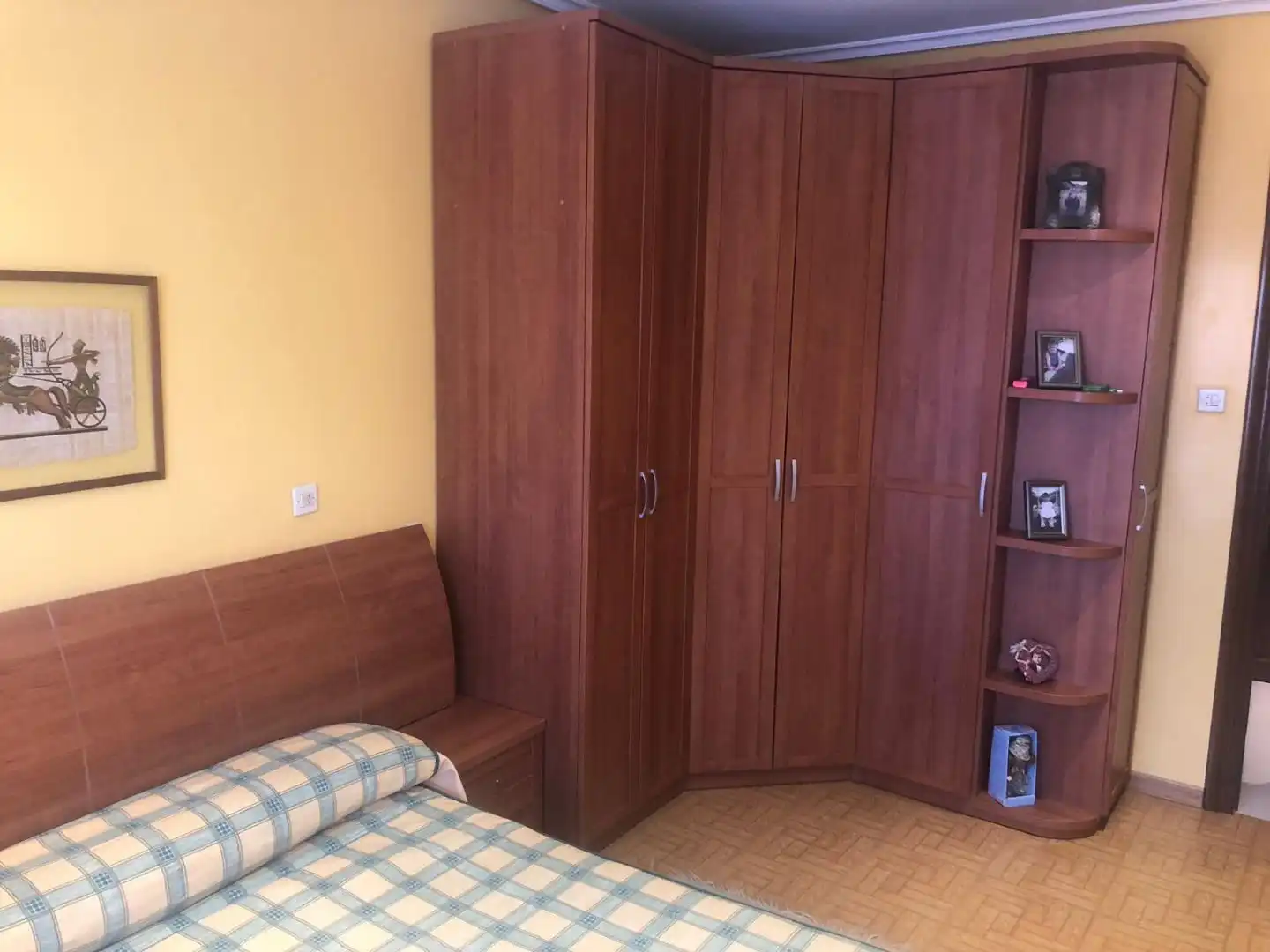 Flat for rent in Plaza de la Soledad, Cimadevilla