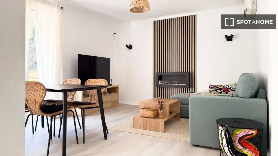 Living room of Apartments for share in Pollença  with Air Conditioner, Terrace and Furnished