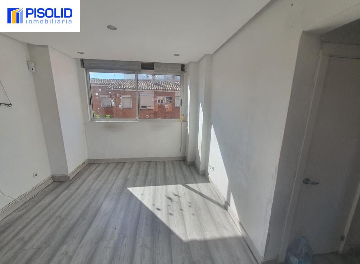 Flat for sale in Avenida SEGOVIA, 94, Delicias