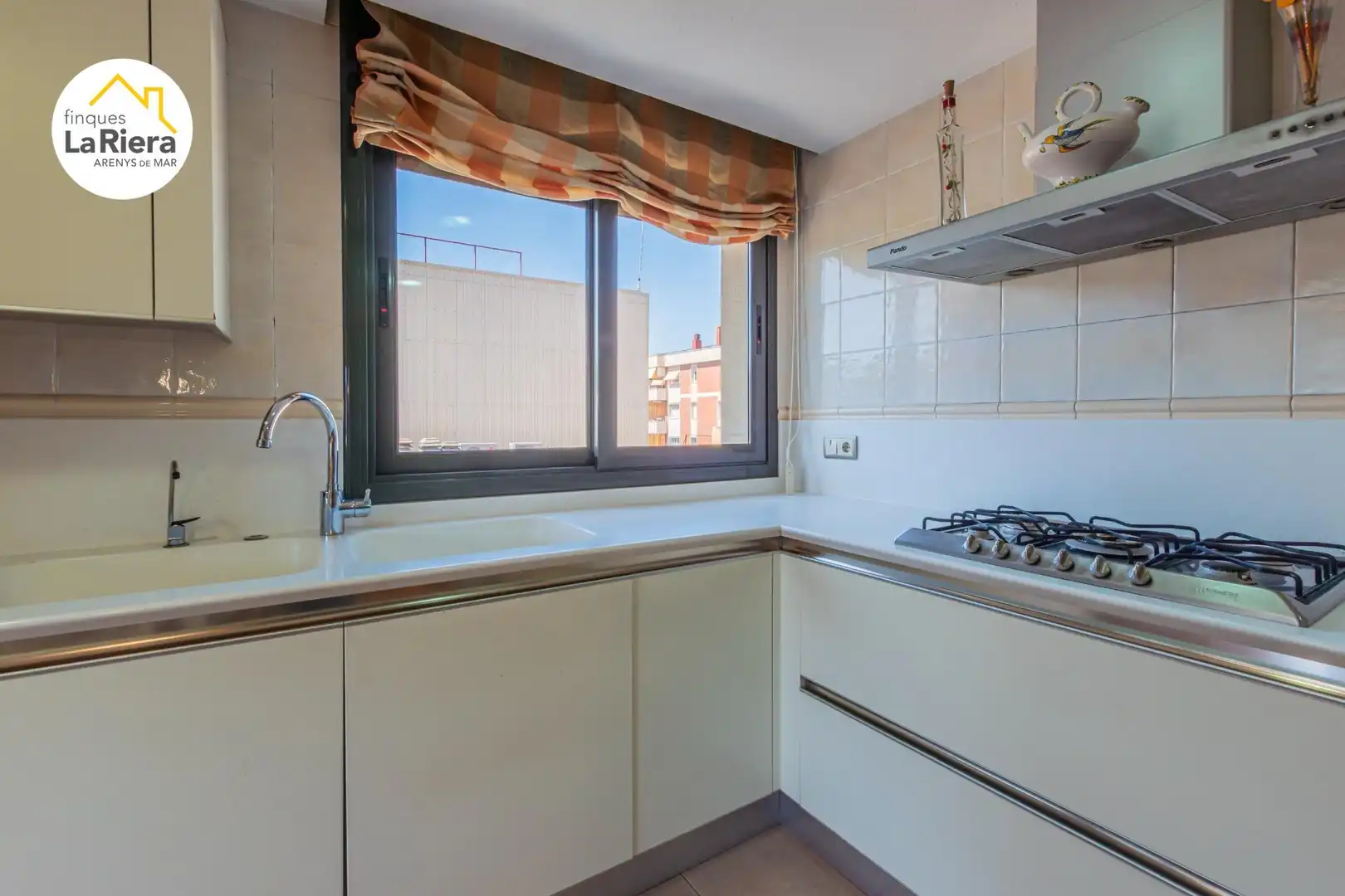 Cocina de Ático en venta en Arenys de Mar con Aire acondicionado, Calefacción y Parquet