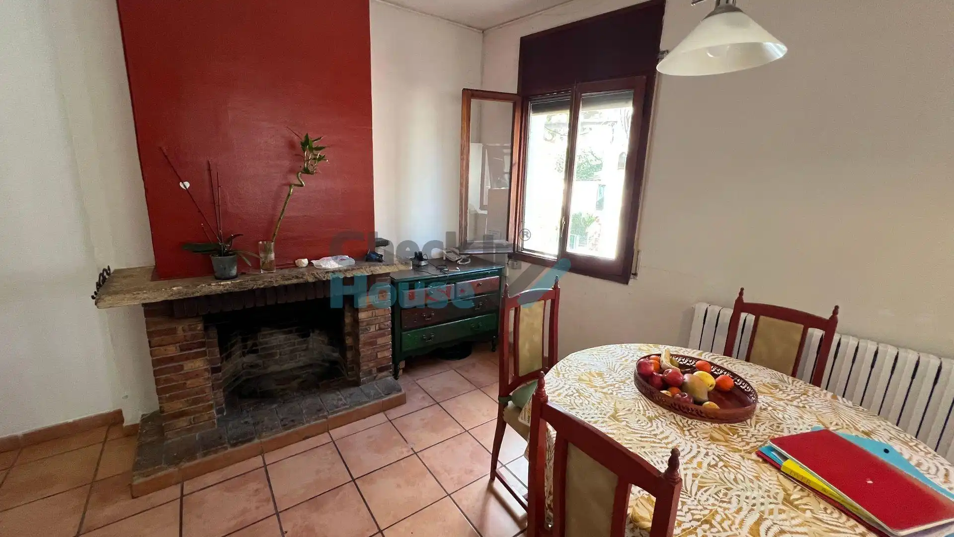 Detached homes for sale in Carrer d'Oviedo, Tueda