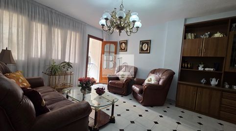 Foto 3 de Piso en venta en Los Guindos - Parque Mediterráneo - Santa Paula, Málaga Capital