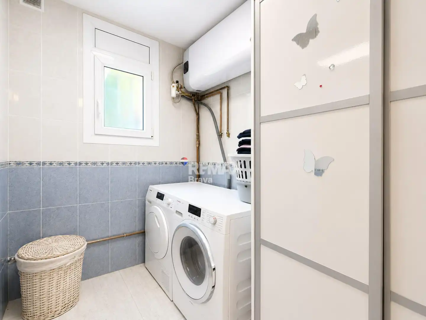 Bathroom of Houses for sale in Roses  with Air Conditioner, Heating and Private garden