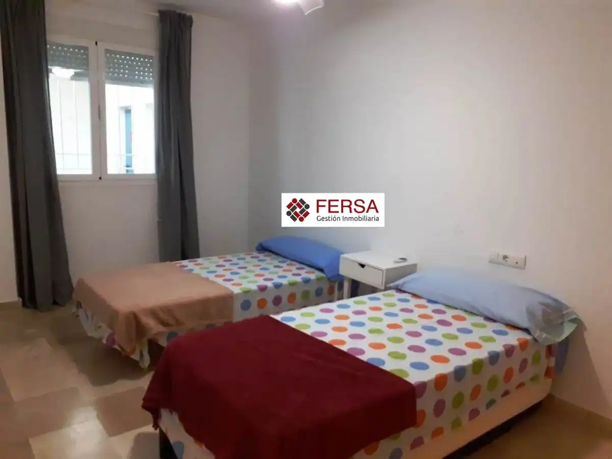 Schlafzimmer von Wohnungen zur Miete in El Puerto de Santa María mit Klimaanlage, Heizung und Privatgarten