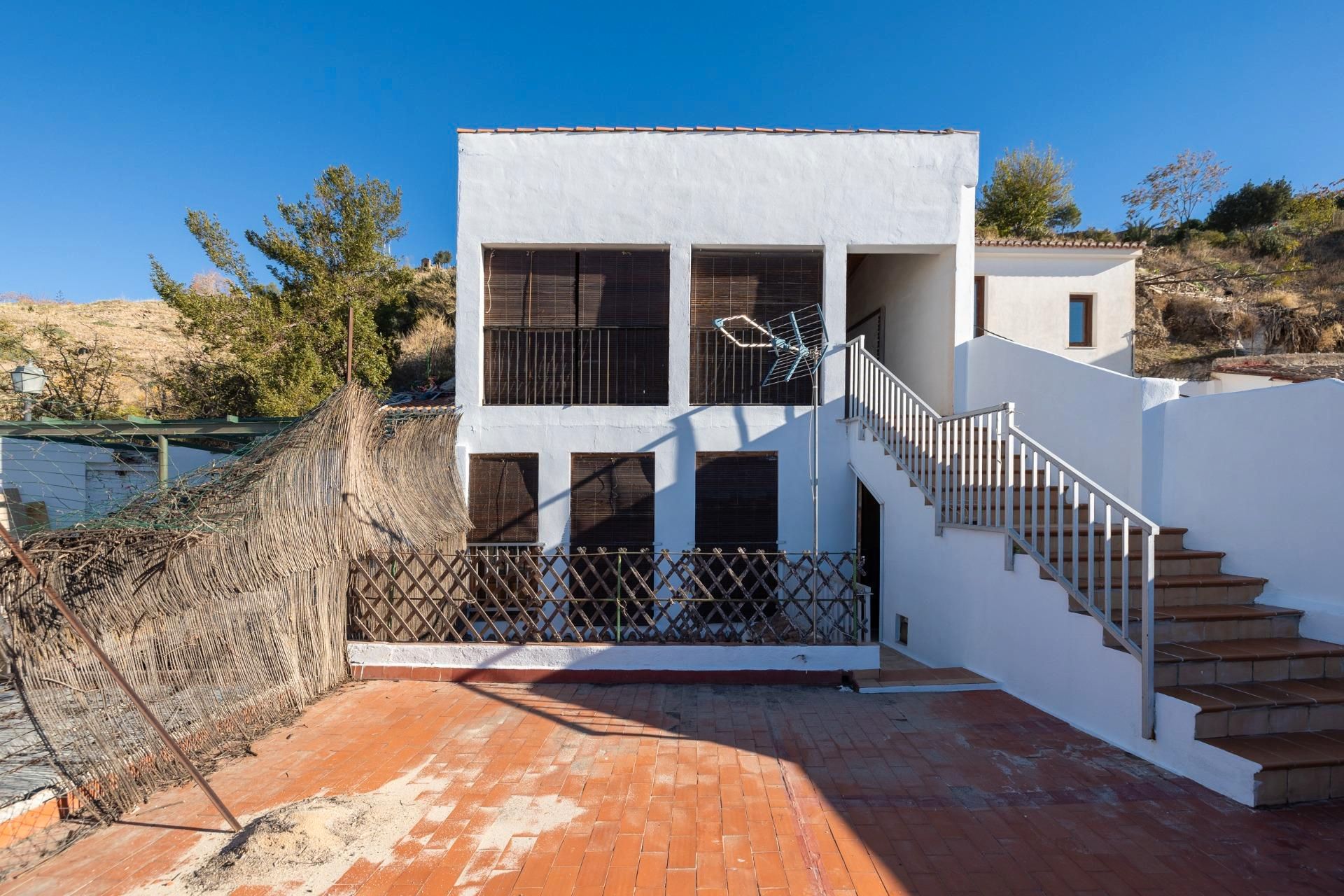 Vista exterior de Casa o xalet en venda en  Granada Capital amb Calefacció i Terrassa