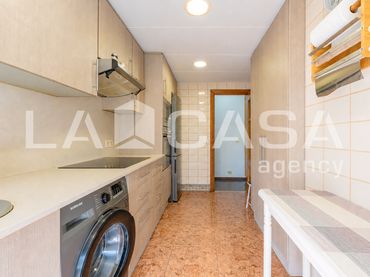 Flat with balcony for sale in Carrer de la República de Guinea Equatorial