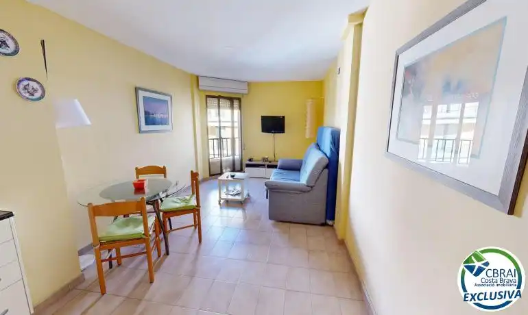 Sala de estar de Local en venta en Roses con Amueblado