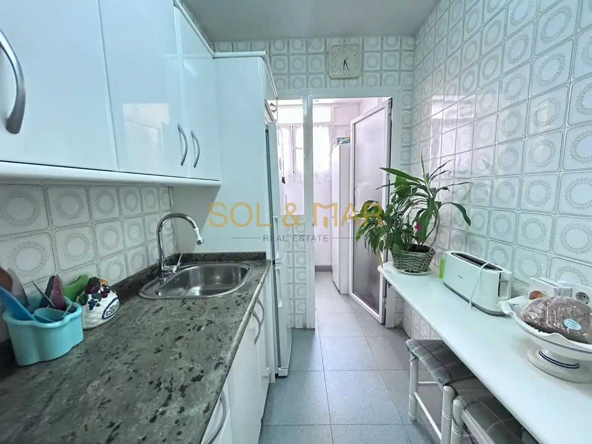 Cocina de Piso en venta en Torremolinos con Calefacción, Terraza y Amueblado