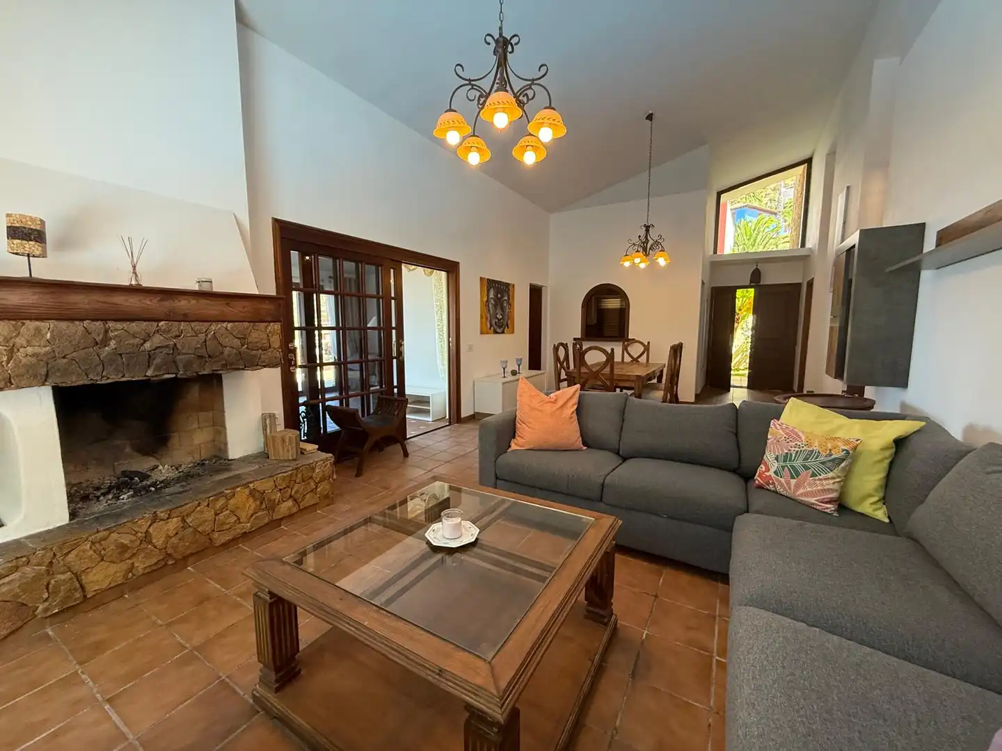 Sala d'estar de Casa o xalet en venda en El Sauzal amb Aire condicionat, Jardí privat i Terrassa