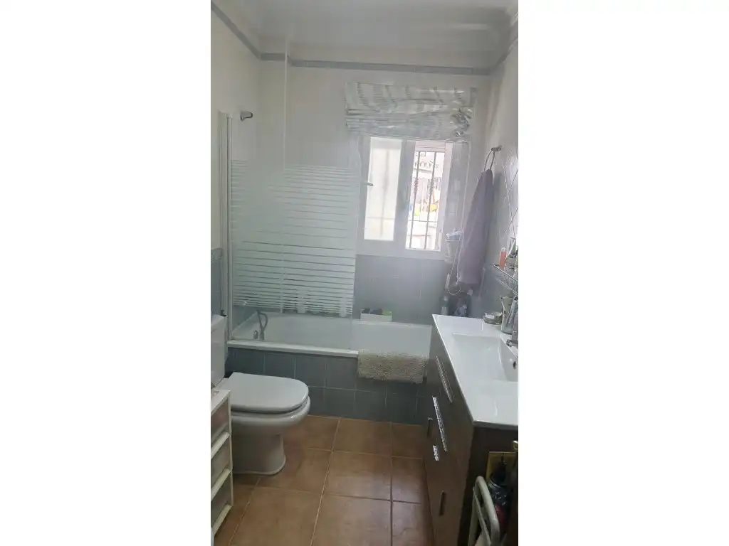 Baño de Casa o chalet en venta en Nerja con Jardín privado, Piscina y Piscina comunitaria