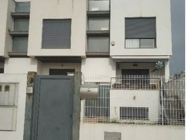 Casa con giardino in vendita a Carrer Barbiguera A 136