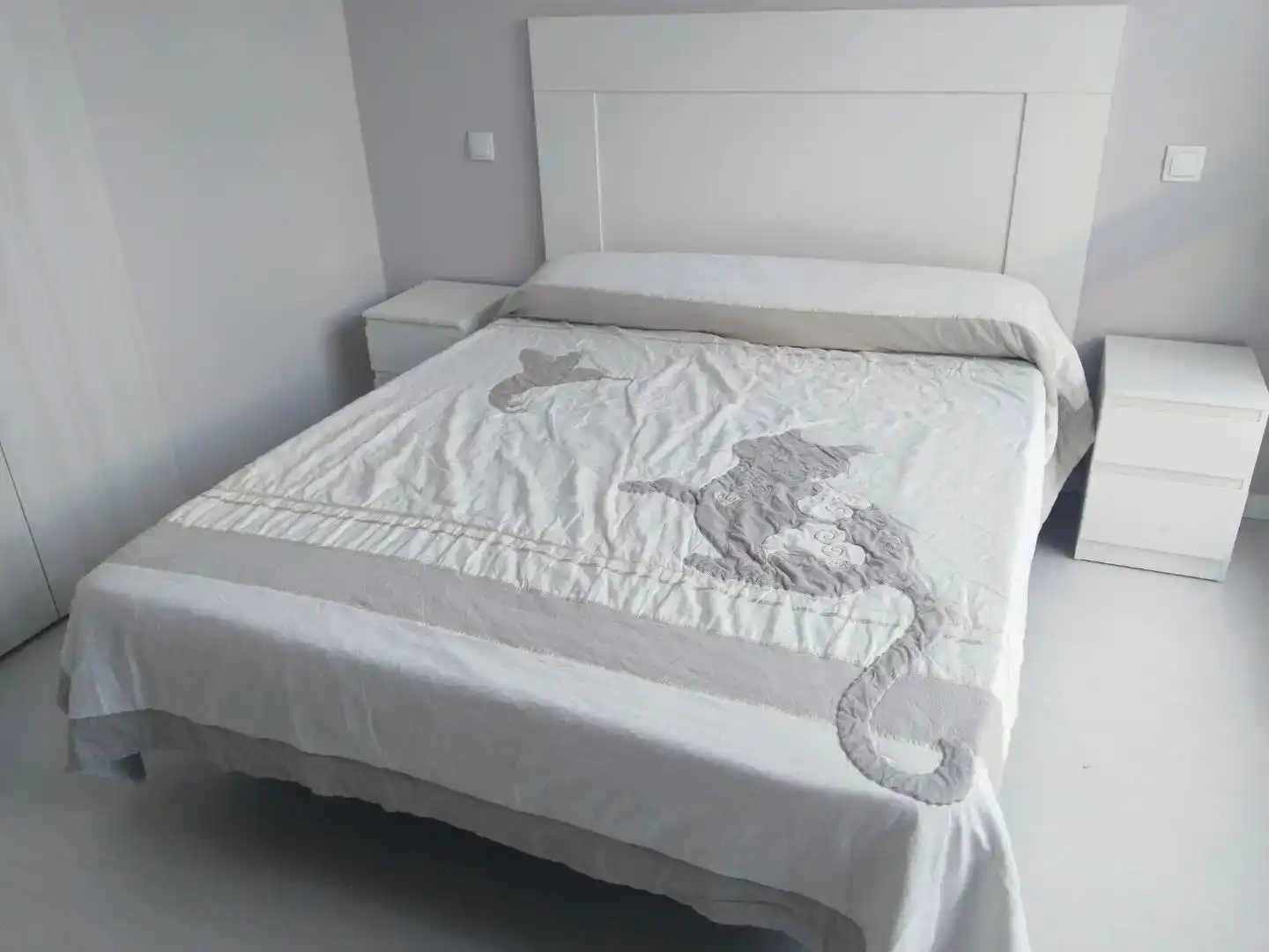Schlafzimmer von Erdgeschoss zur Miete in Burgos Capital mit Klimaanlage