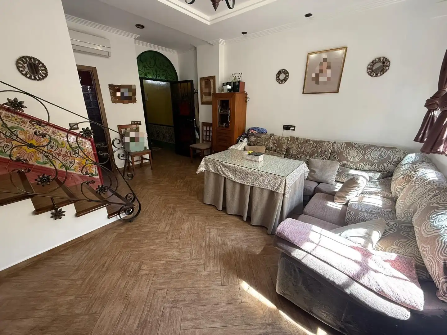 Haus oder Chalet zum Verkauf in Dos Hermanas mit Klimaanlage, Heizung und Abstellraum