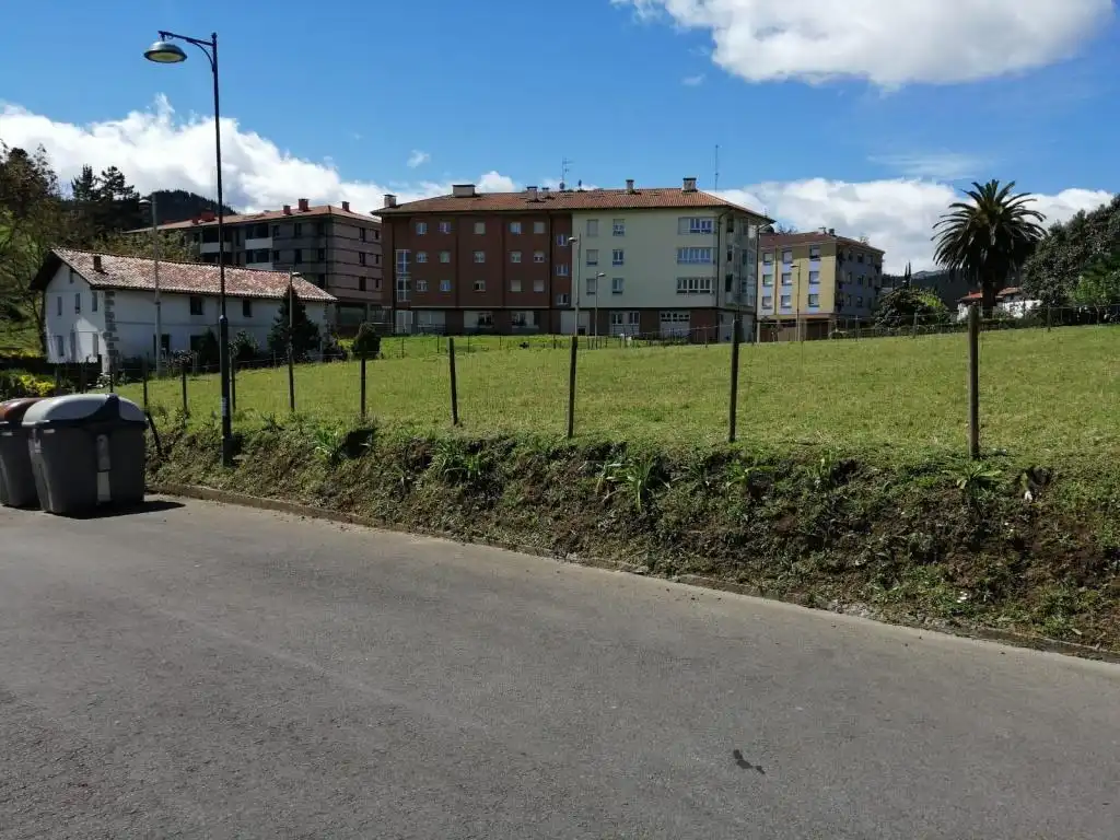 Fabrikhallen zum Verkauf in Berriatua