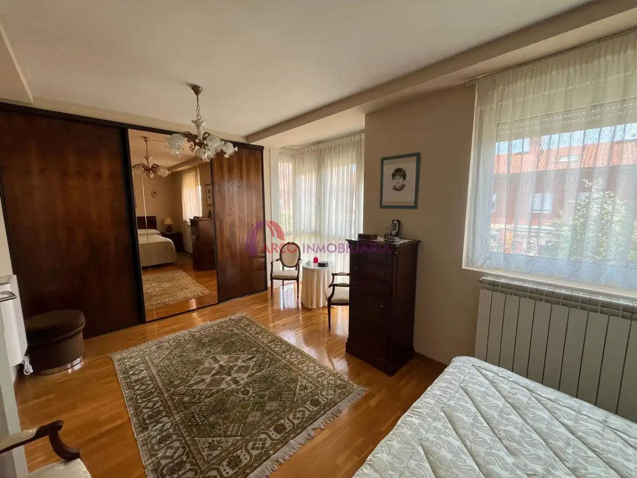 Bedroom of Detached homes for sale in Burgos  with Heating, Private garden and Parquet flooring