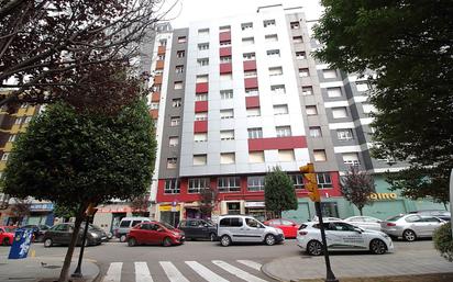 Vista exterior de Pis en venda en Gijón 