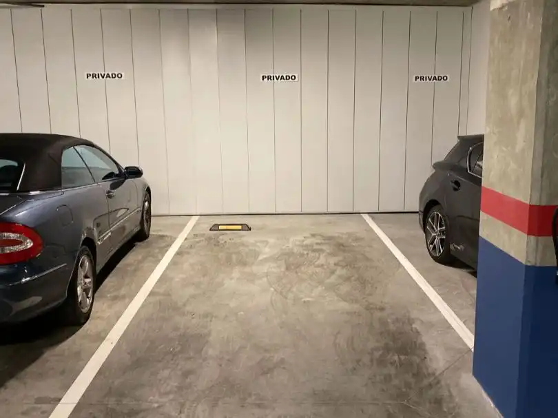 Garaje de alquiler en Calle del Doctor Castelo, 32, Ibiza de Madrid