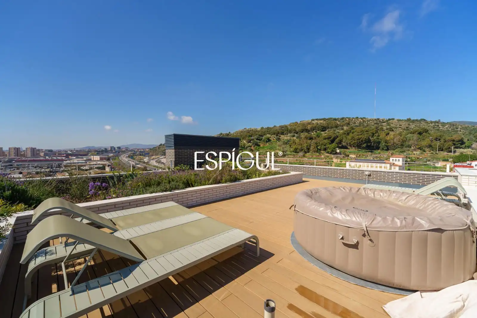 Terrace of Attic for sale in Montgat  with Air Conditioner, Heating and Parquet flooring