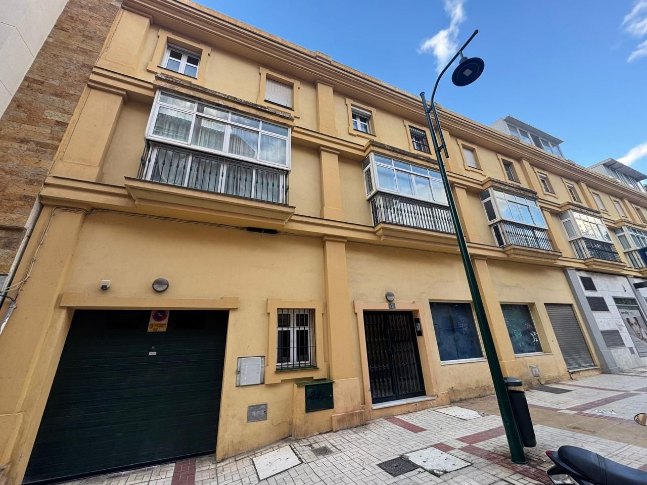 Vista exterior de Garatge en venda en Málaga Capital