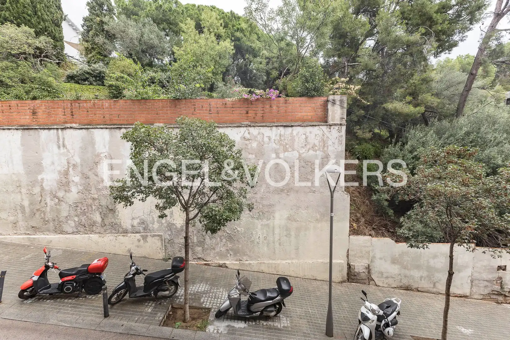 Vista exterior de Piso en venta en Sarrià - Sant Gervasi