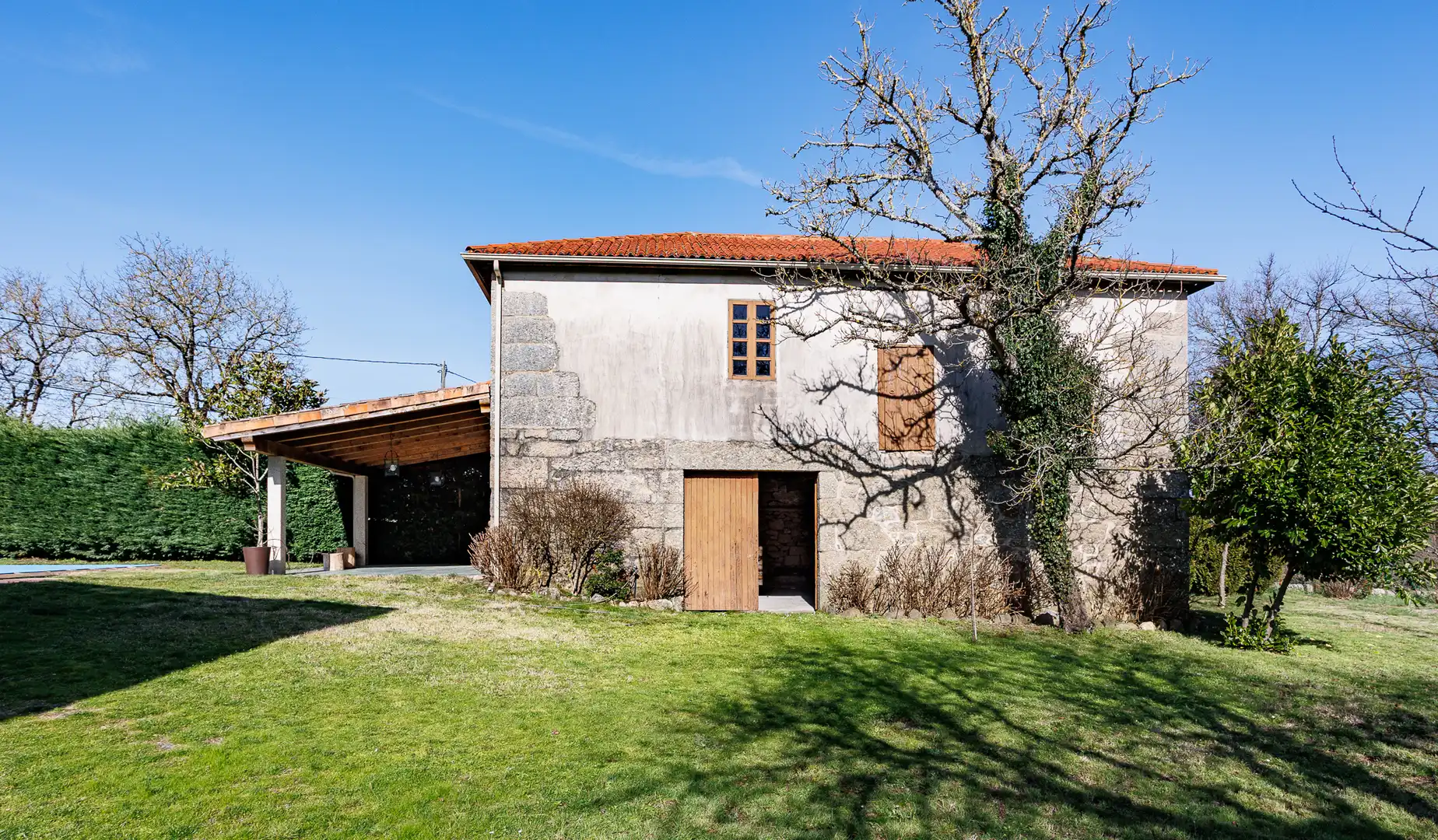 Vista exterior de Finca rústica en venta en Vilar de Barrio con Piscina