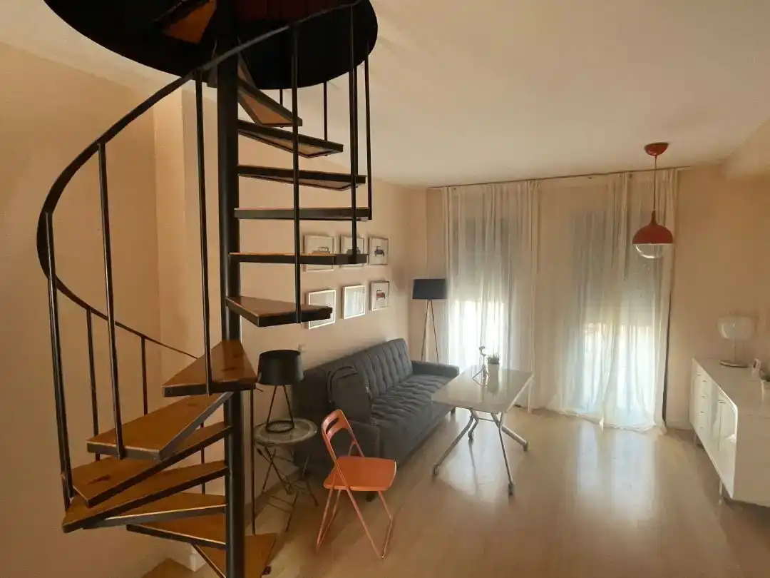 Wohnzimmer von Wohnung zur Miete in  Madrid Capital mit Klimaanlage